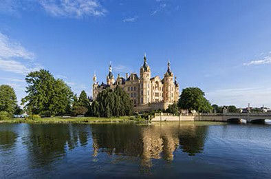 Tóparti kastély Németországban Berlin közelében