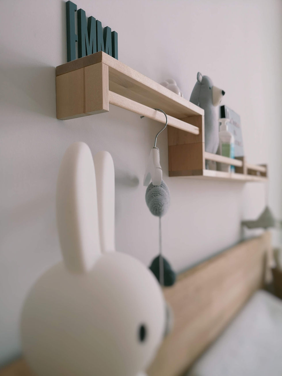 Wickeltisch, Mädchenzimmer, Babyzimmer, Kinderzimmer, Garderobe