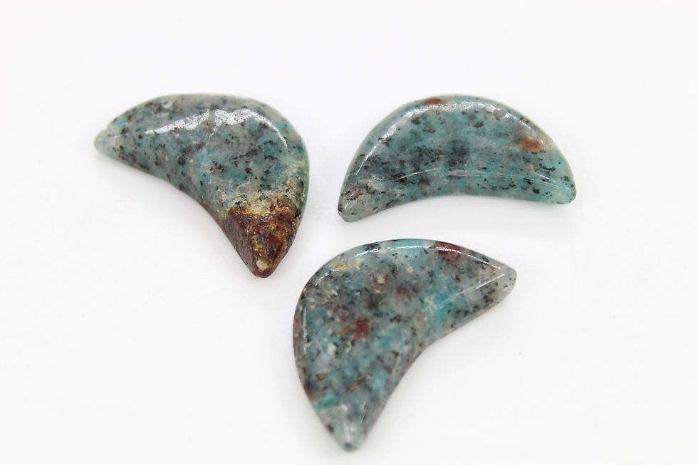 Thumbnail: Amazonite Moon Carving