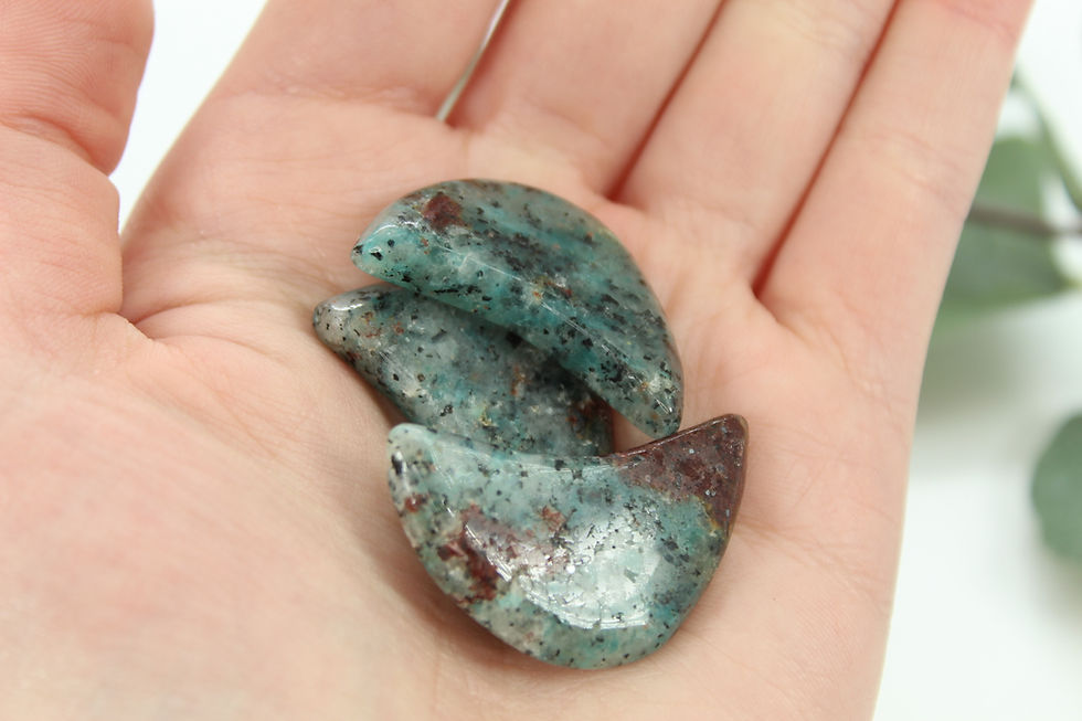 Thumbnail: Amazonite Moon Carving