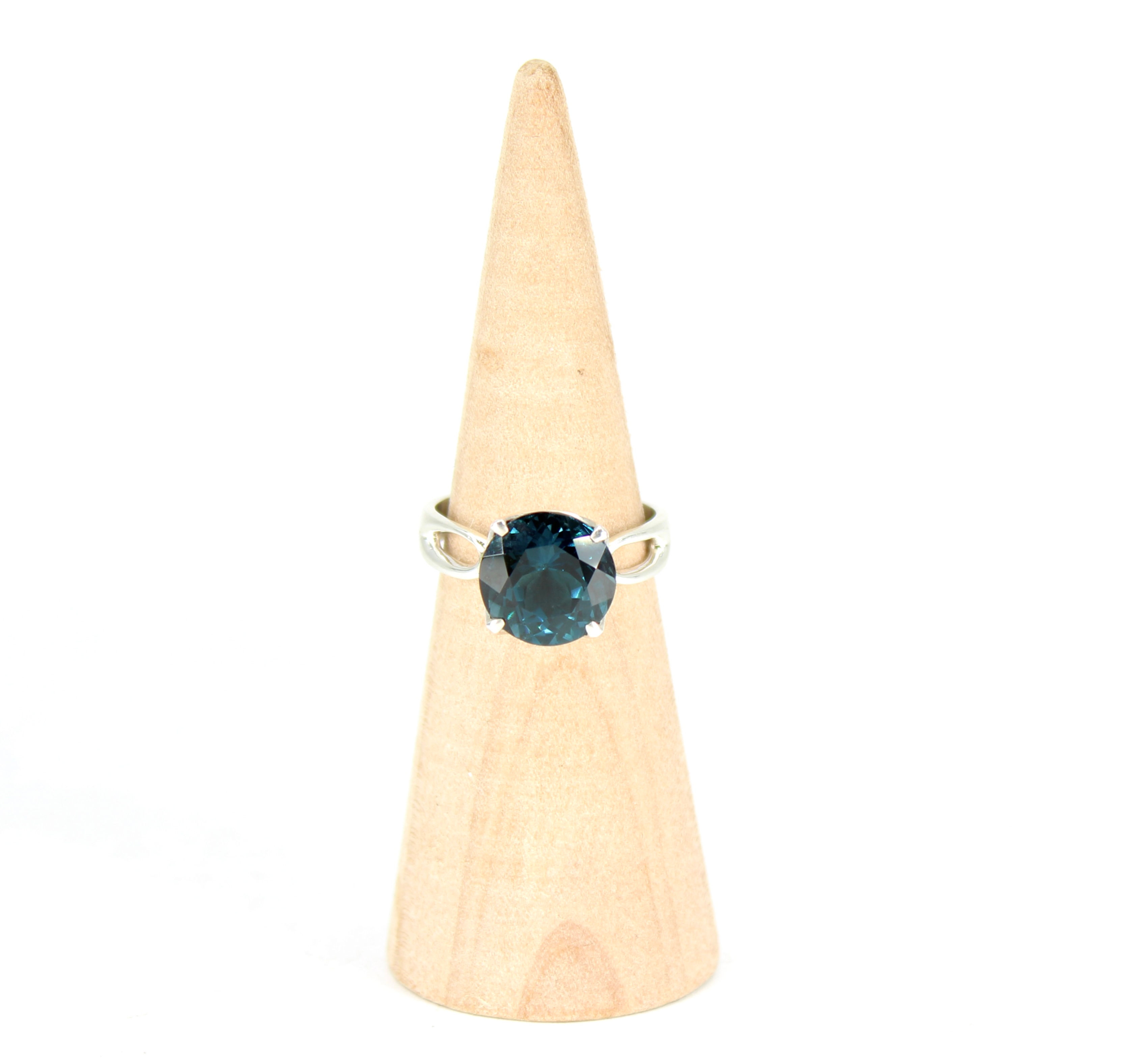 London Blue Topaz Faceted 925 Sterling Silver Ring (Q/8)