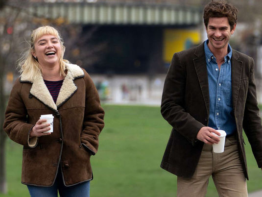 We Live in Time: A Dazzling & Beautiful Portrait of How Time Affects Love