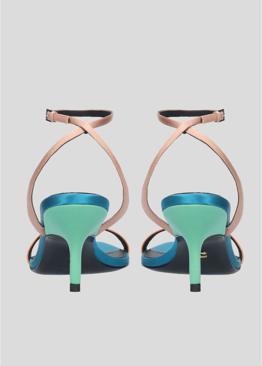 Miniatura: Tacones Lola Cruz