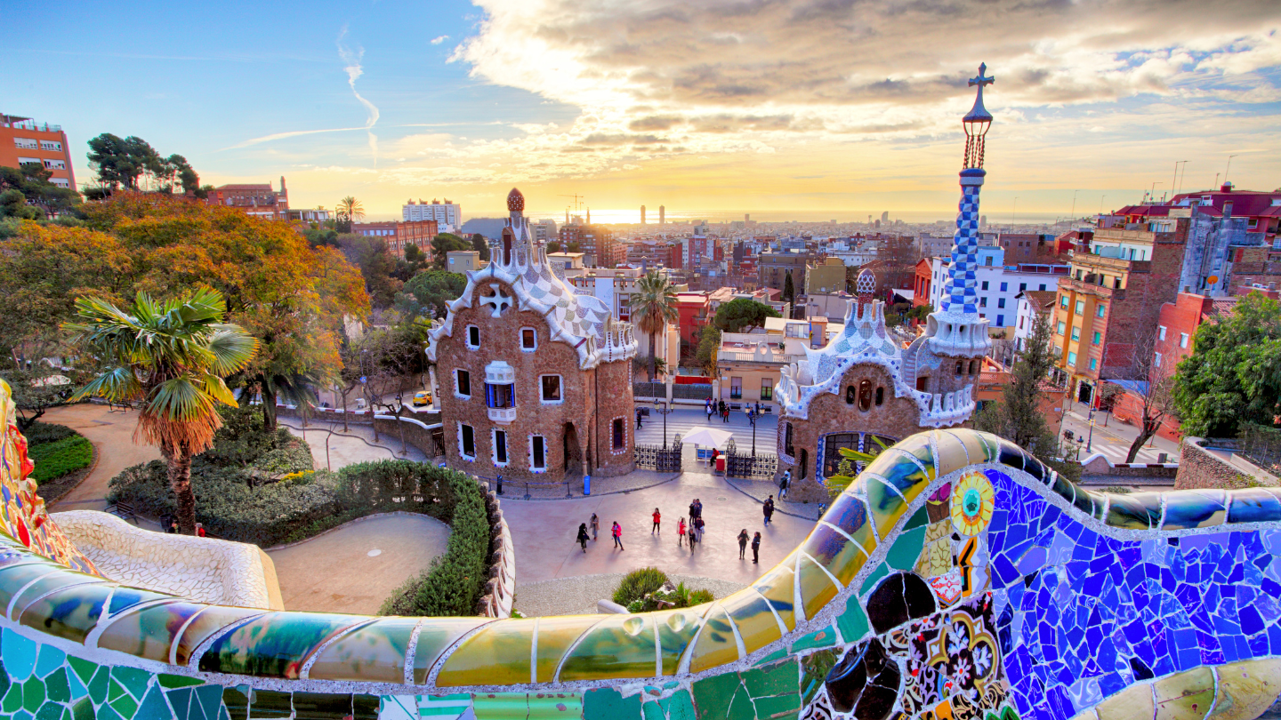 Vue sur la ville depuis le parc Güell à Barcelone