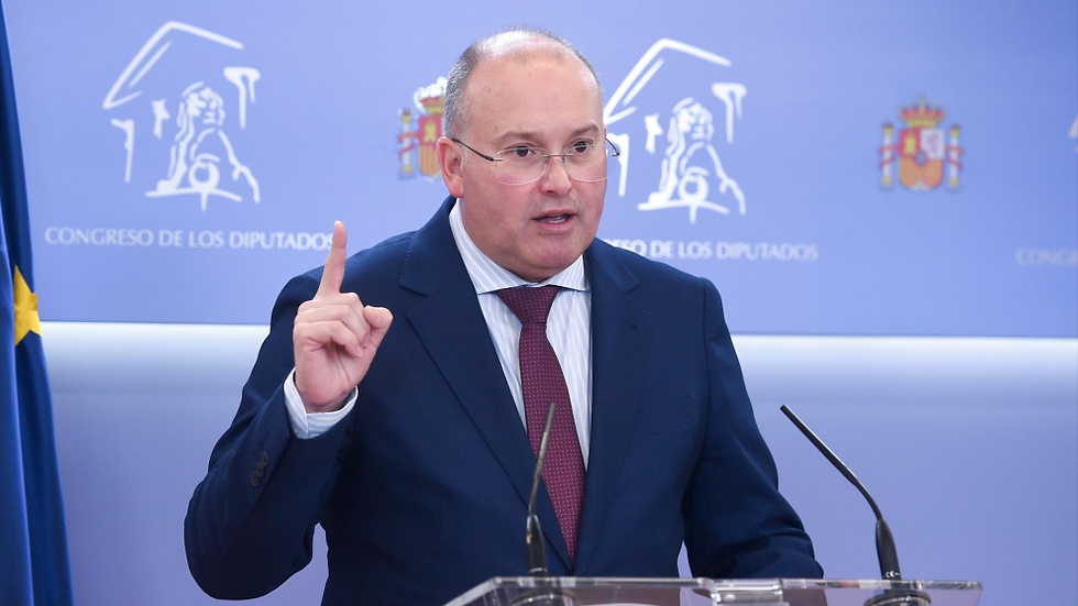 El portavoz del PP en el Congreso, Miguel Tellado, durante una rueda de prensa en el Congreso de los Diputados, a 1 de abril de 2025, en Madrid.Gustavo Valiente / Europa Press
