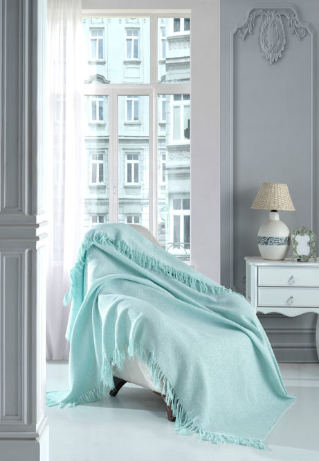 Discover the best quality jacquard Turkish beach towels, hand towels, bathrobes, throws, blankets, bedspreads and home textile products from our factory. We are vertically integrated supplier and manufacturer with design, weaving, washing, drying, ironing, packaging and quality control processes.