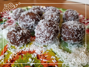 chocolate almonds energy snacks, energy chocolate balls