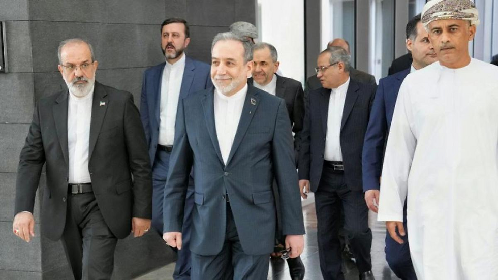 Delegación iraní llega a Omán para negociaciones con EE.UU. (VIDEO)