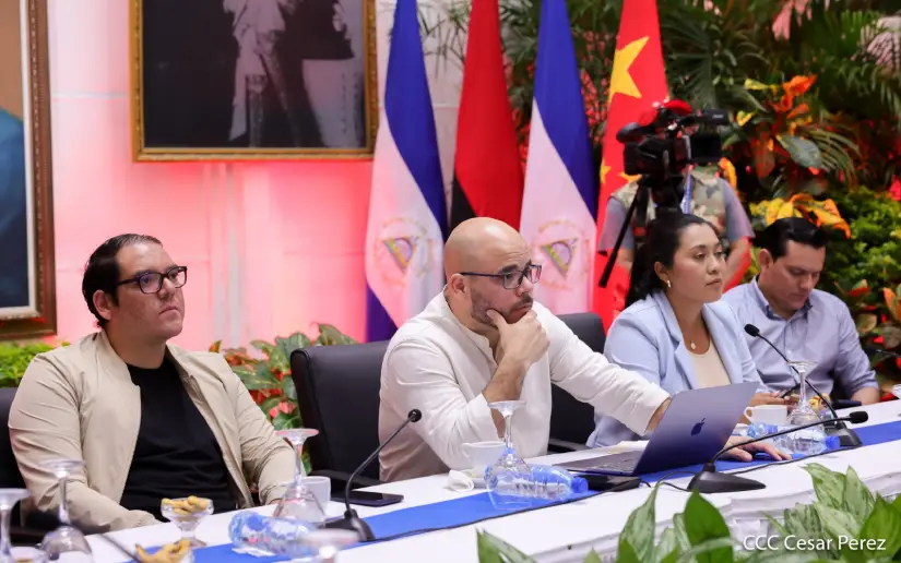 Compañera Rosario Murillo destaca encuentro con Grupo de Medios de China