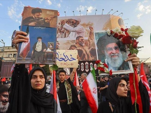 Minuto a minuto: Iraníes dan el último adiós a su Líder mártir en Teherán