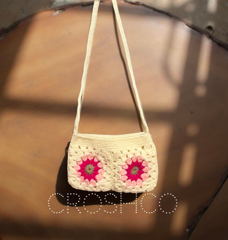 Thumbnail: Mobile Pouch