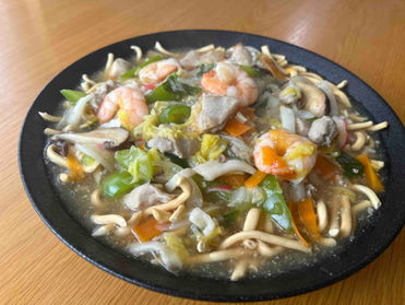 あの味を再現したい！NZのスーパーで見つけた麺で挑む「理想のチョウメン」