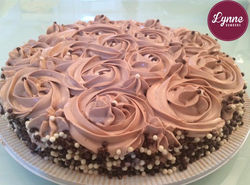 Torta Brigadeiro Rosas