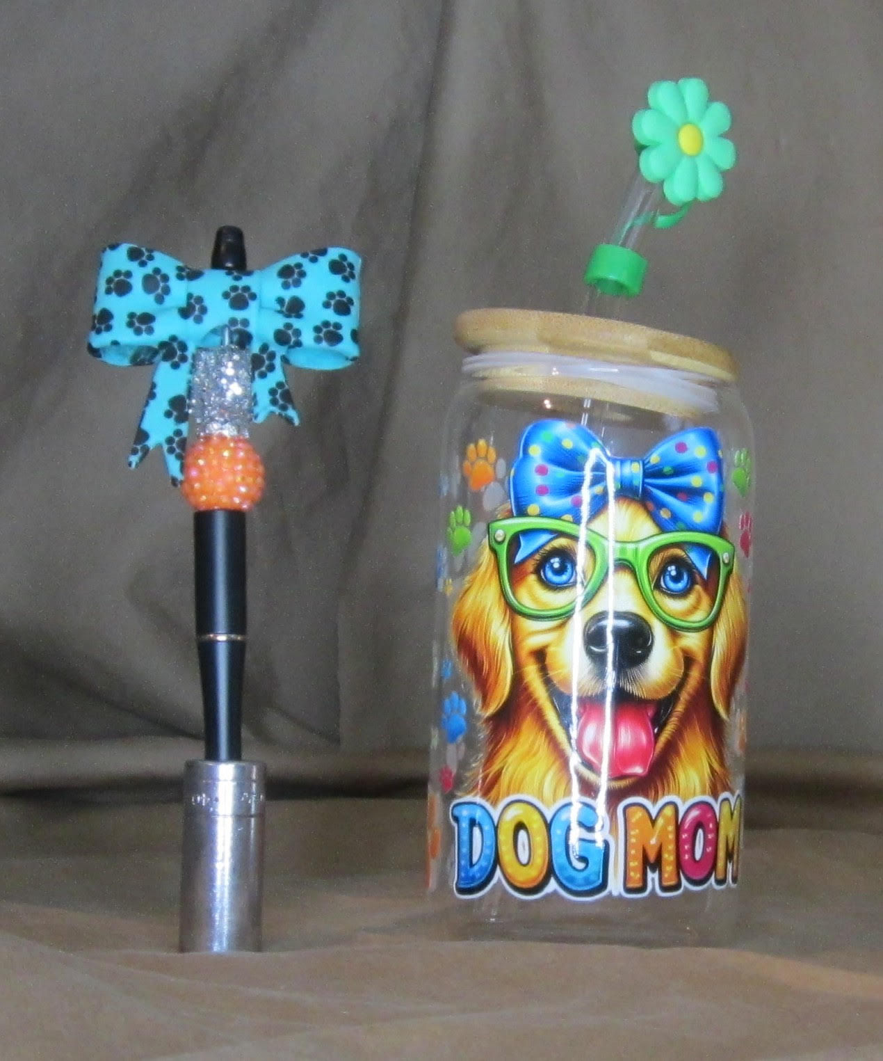 Golden Retriever Dog Mom Glass Tumbler w/glass straw