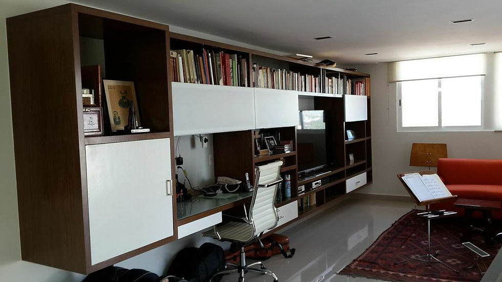 Librero Pent House
