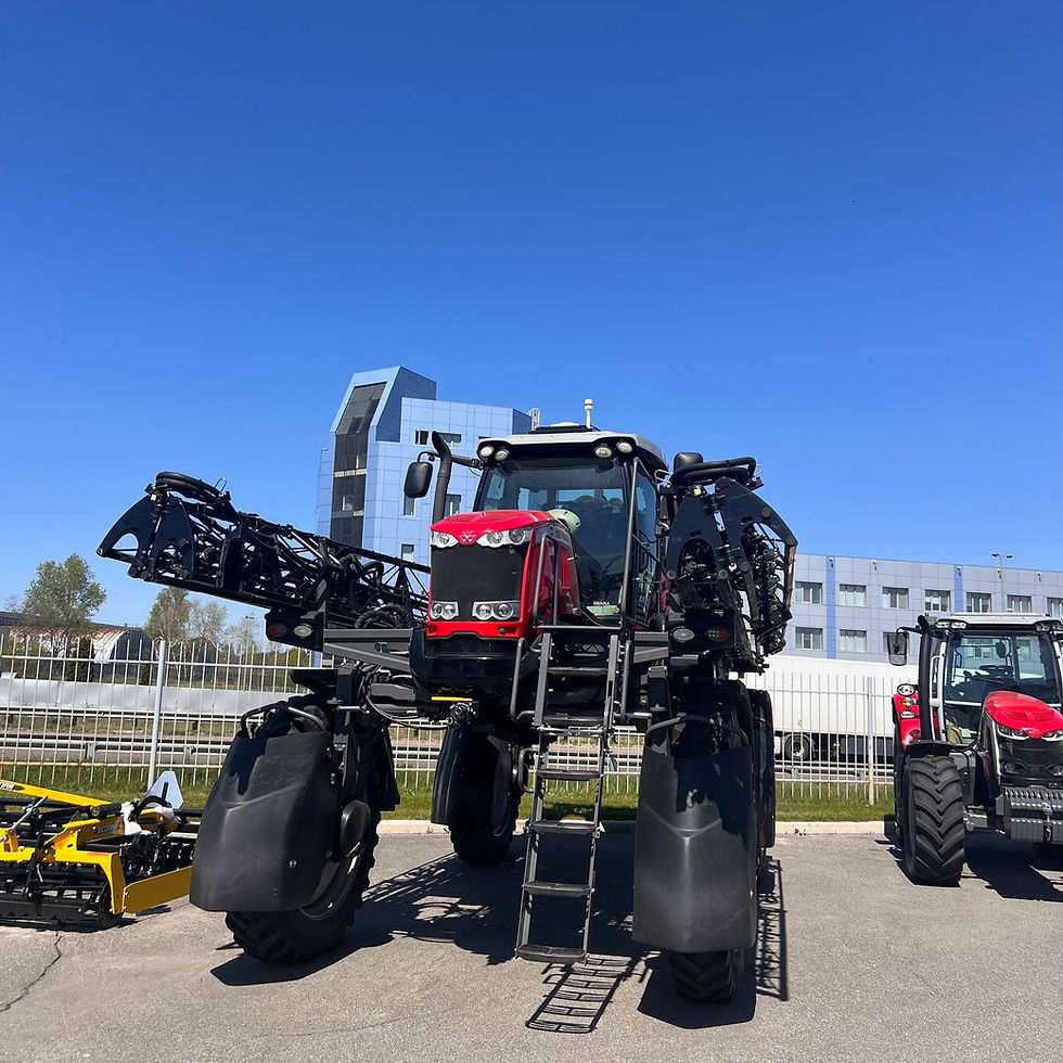 самохідний оприскувач Massey Ferguson MF 535R