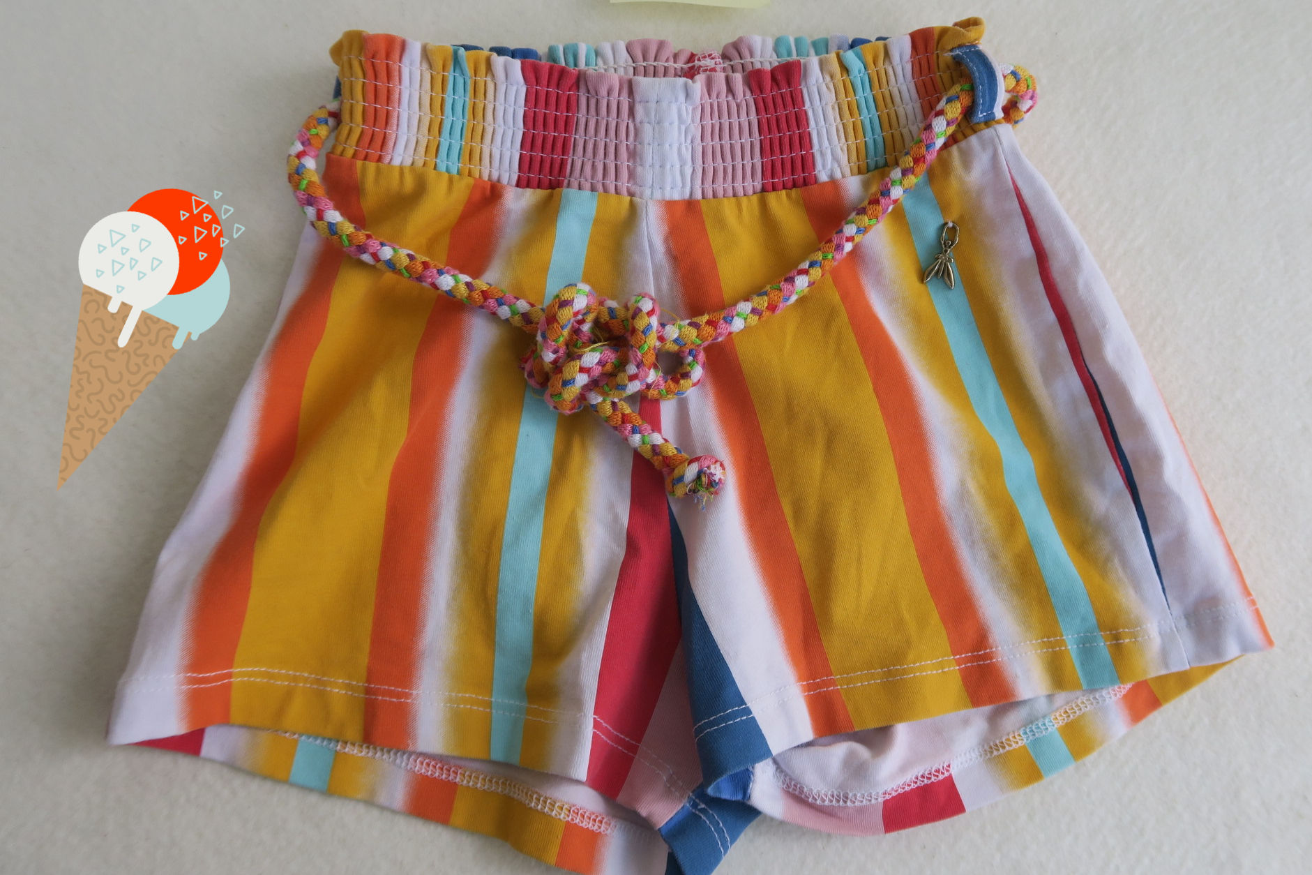 Pantaloncini tessuto leggero