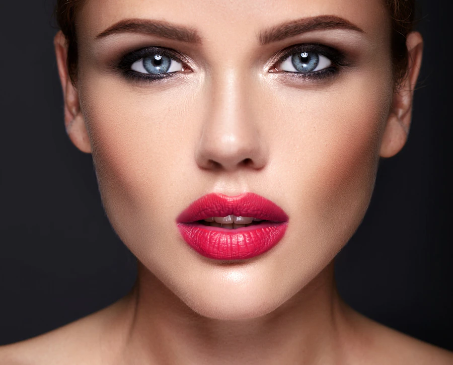portrait-beautiful-woman-model-with-evening-makeup-romantic-hairstyle_158538-8162.webp