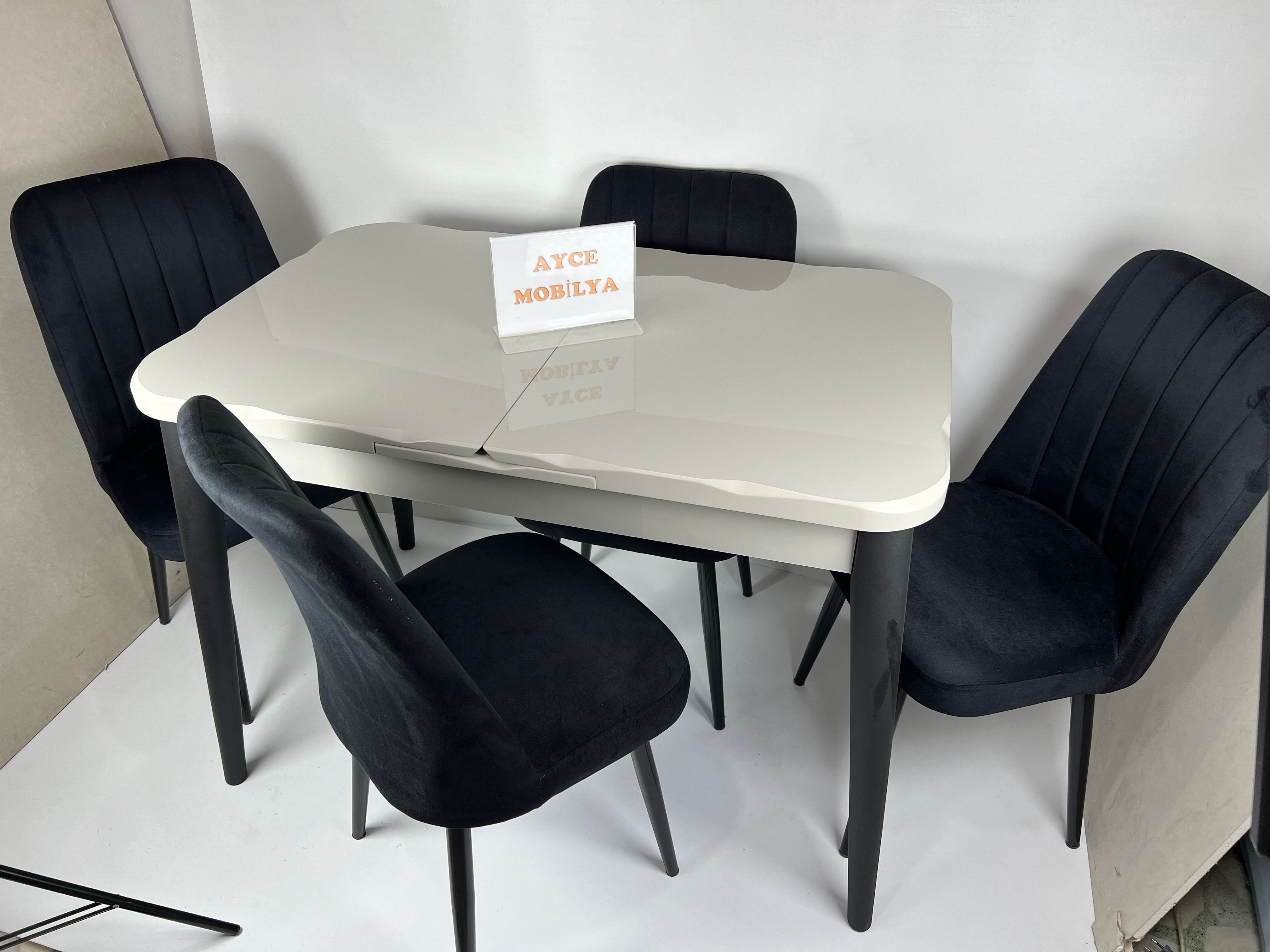 Açılabilir Kelebek Yemek Masası