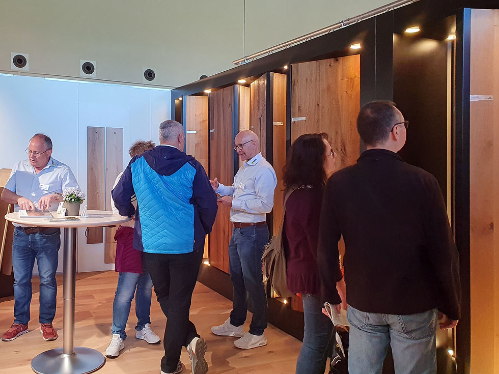 Messe Bauen + Wohnen Wettingen 2024, Parkett Käppeli, Merenschwand