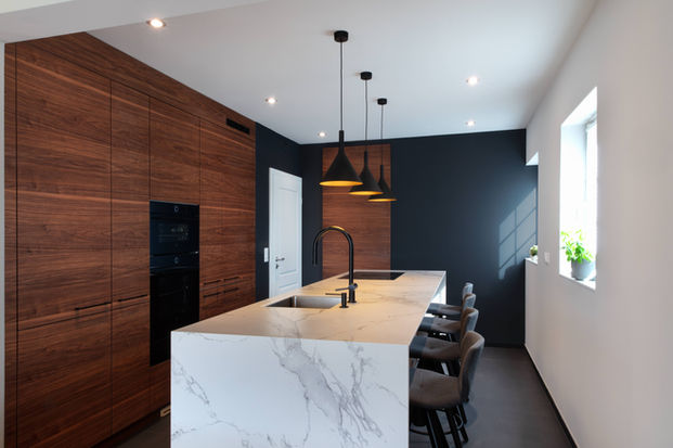 Küche in Nussbaum, Dekton Aura, Kücheninsel, Reduit
Schreinerei KÄPPELI AG, Küchen- und Raunmdesign, Merenschwand