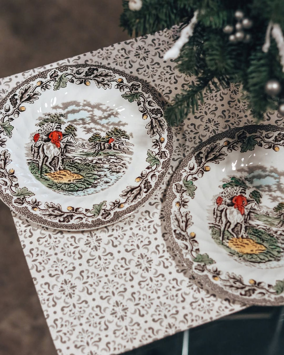 Прев'ю: Стильні англійські тарілки від Myotts