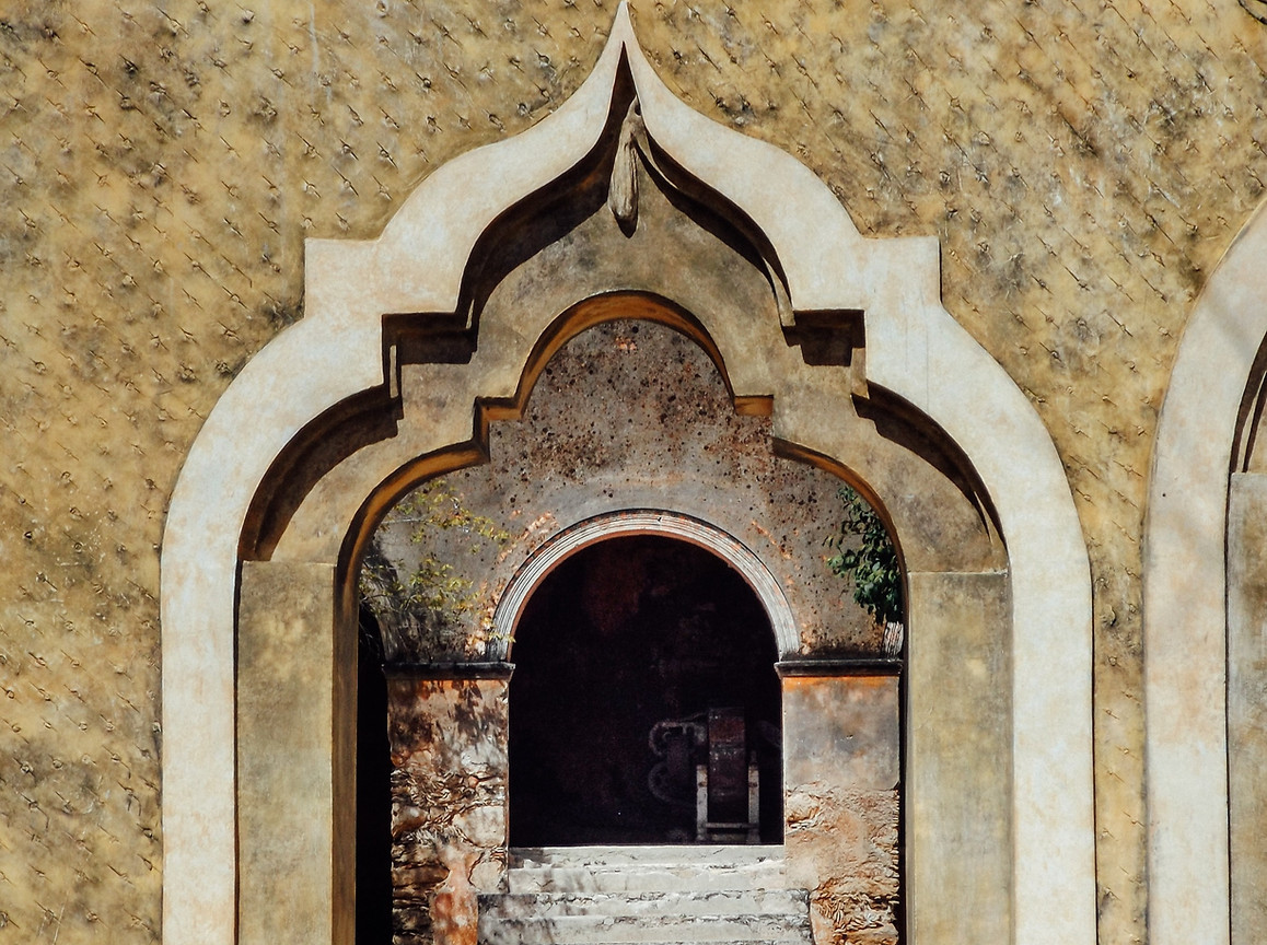 jorge-zapata-sal2Rq66SUI-unsplash_edited.jpg