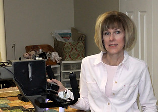 Sue at Longarm_edited.jpg