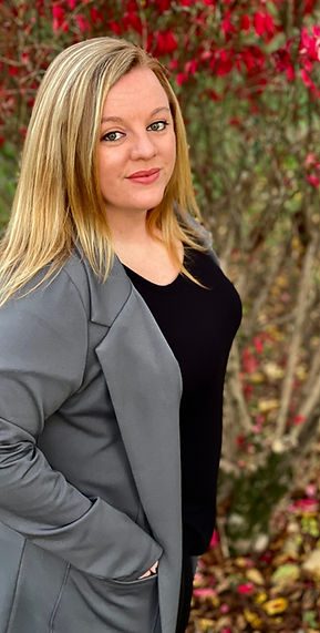 Karli Threet Headshot