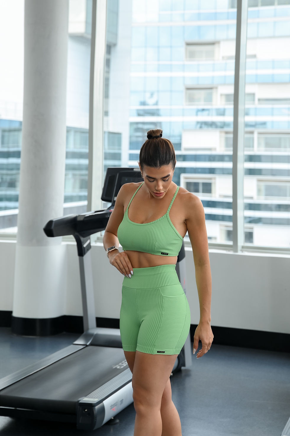 Miniatura: SHORTS ALENINE/F050180009