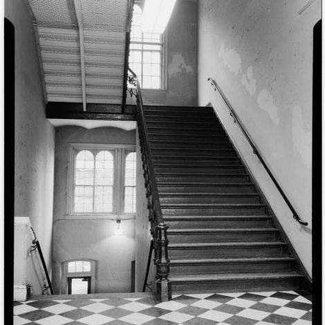 INTERIOR, FIRST FLOOR, STAIRWAY.jpg