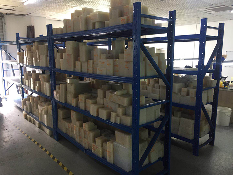 fast-prototyping-of-vacuum-casting-2