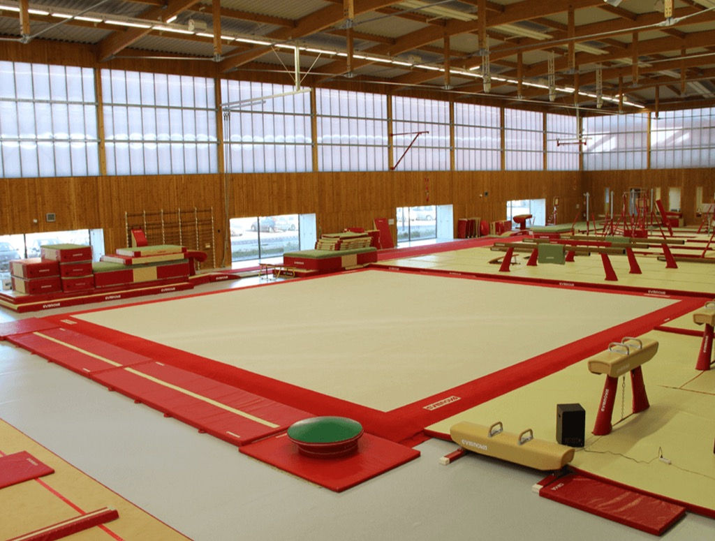 GYMNOVA - Praticable 13m x 13m London