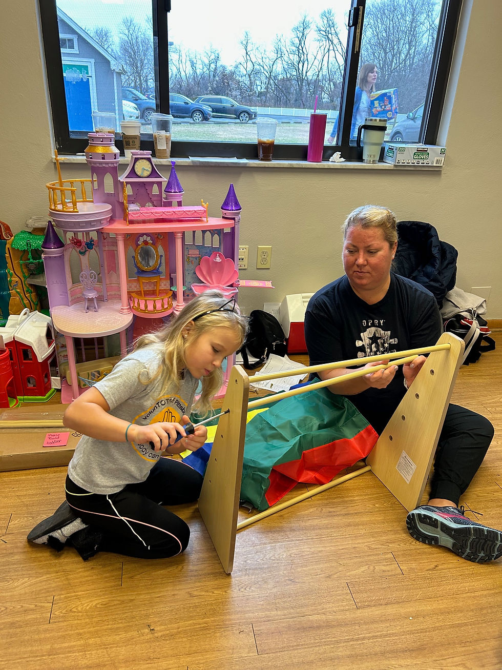 VolunTOTS Brings Children to Nonprofits