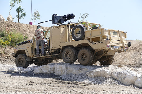 2022-06 Technamm Masstech T6 (Toyota HZJ79) Eurosatory Paris Stefan Marx_Tanks-Trucks-Arm