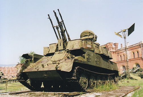 2001 St Petersburg ZSU-23-4 1962 (Stefan Marx)_2.jpg