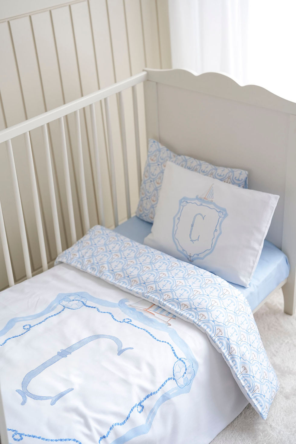 الصورة المصغرة: طقم سرير أطفال بحرف C (100 × 150) - سلسلة نوبل