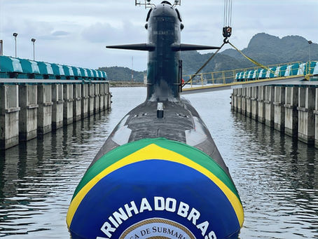 Marinha lança ao mar 3º submarino construído 100% no Brasil