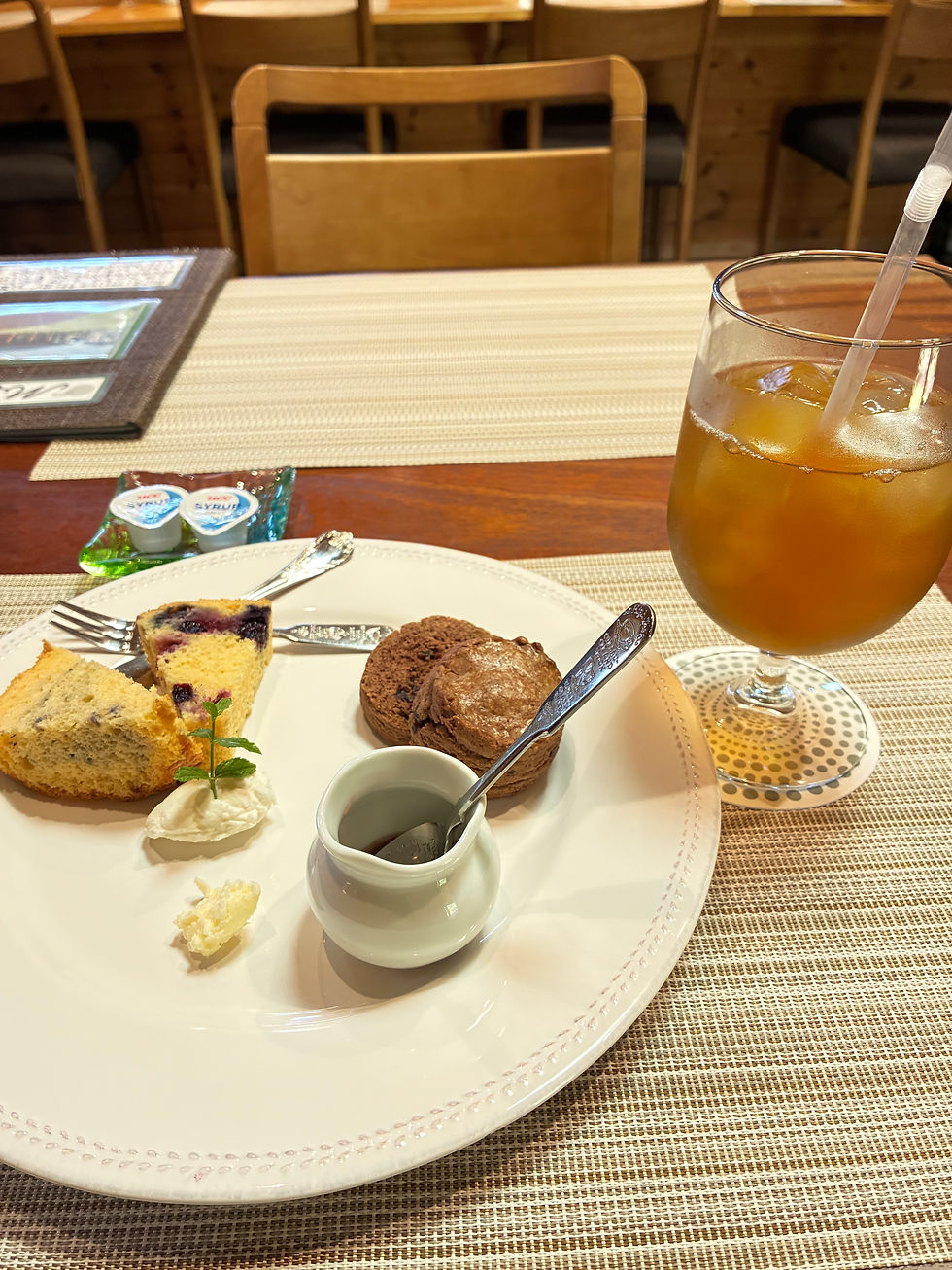 美味しい紅茶とスイーツとともに☕🍰