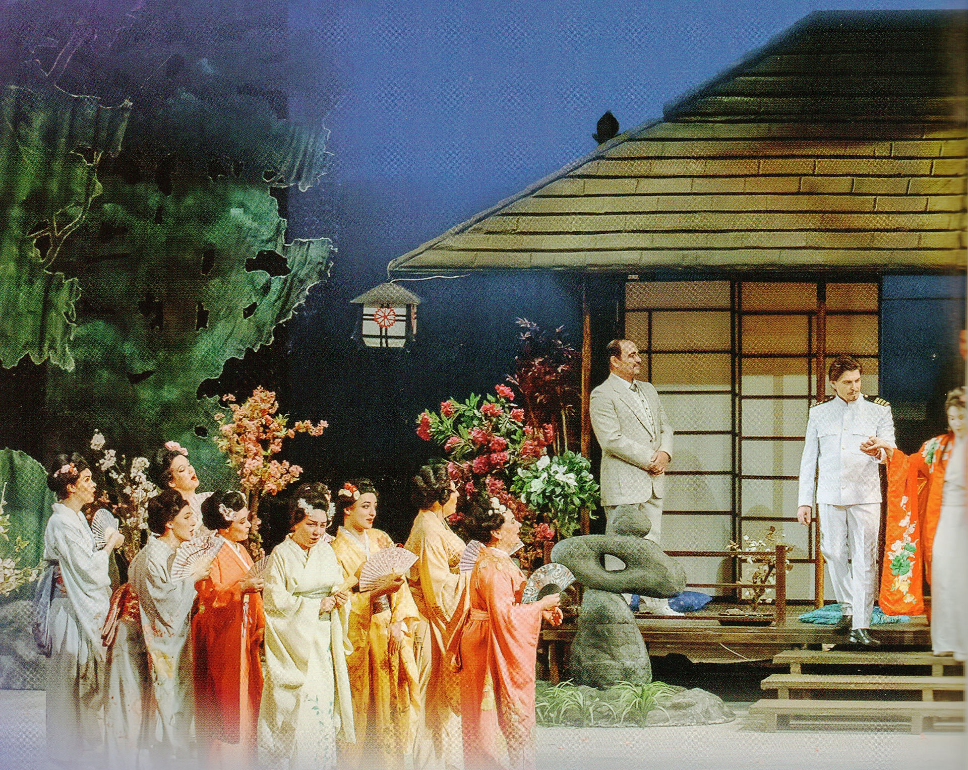 Ellen Kent's Madama Butterfly: the wedding cr Opera International