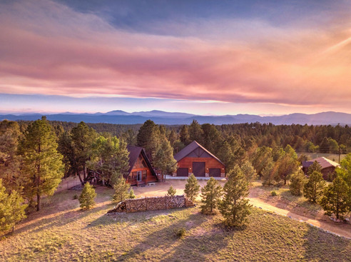 Cindy Valade, CV Images, Real Estate Photography in Colorado Springs, Woodland Park, Divide, and surrounding areas.