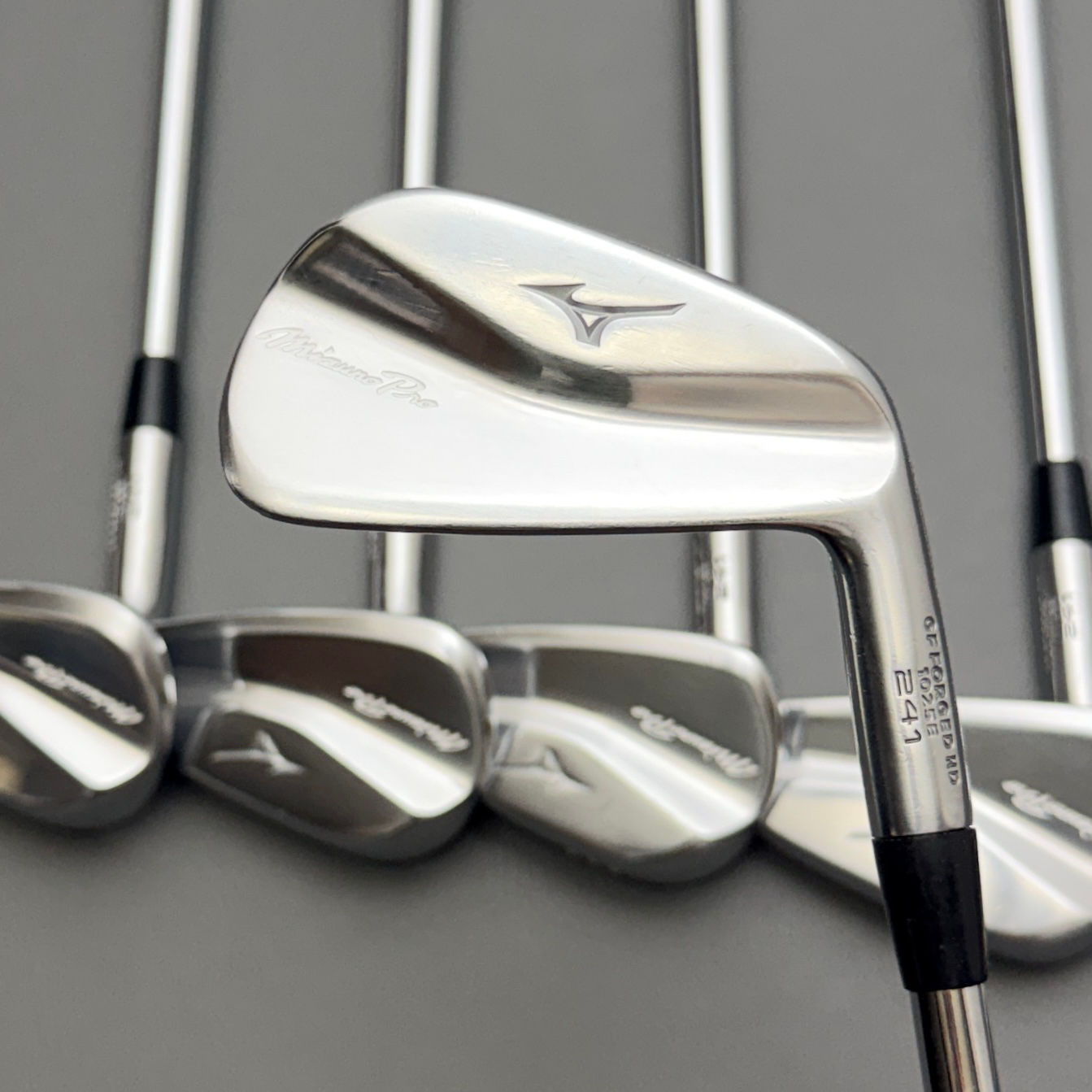 184) +1/2” Mizuno Pro 241 Iron Set 4-PW / Project X Rifle Steel, X Stiff