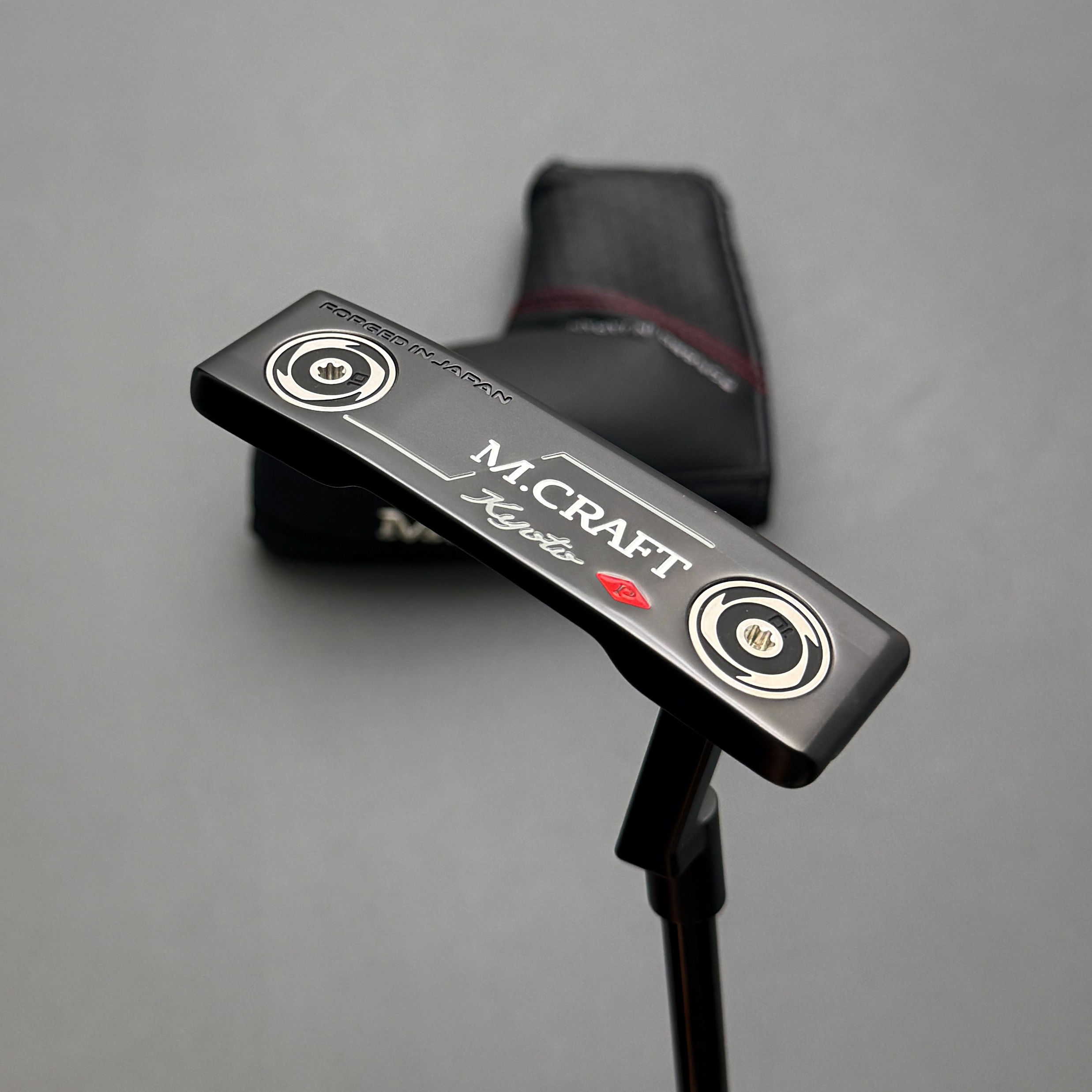 2102)  Mizuno M Craft Kyoto Putter w/ Headcover, 35"