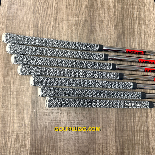 253) Srixon ZX7 Iron Set 4-PW / KBS Steel, Stiff | Golf Plugg