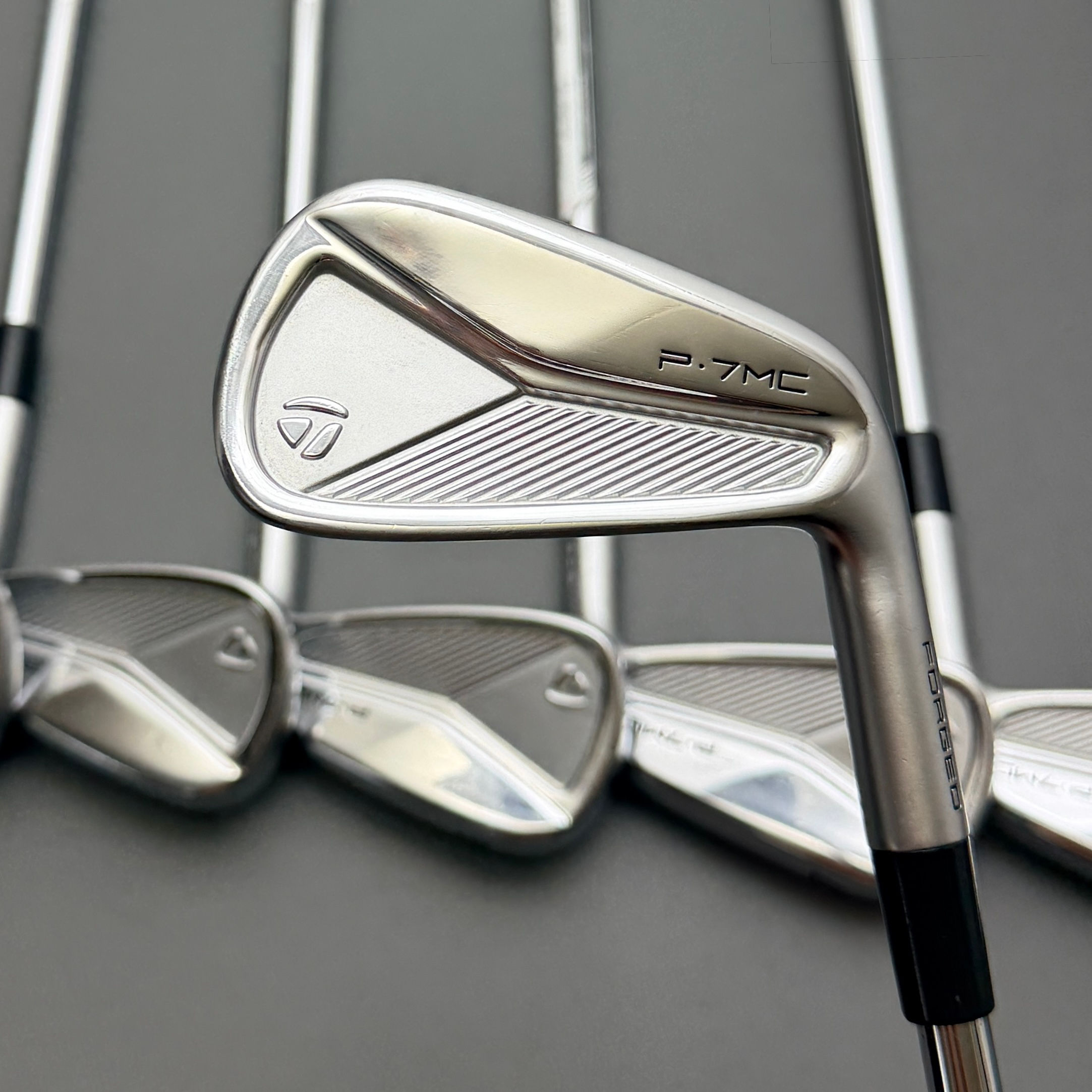 137) Taylormade P7MC 2023 Iron Set 4-PW / KBS Steel, Stiff