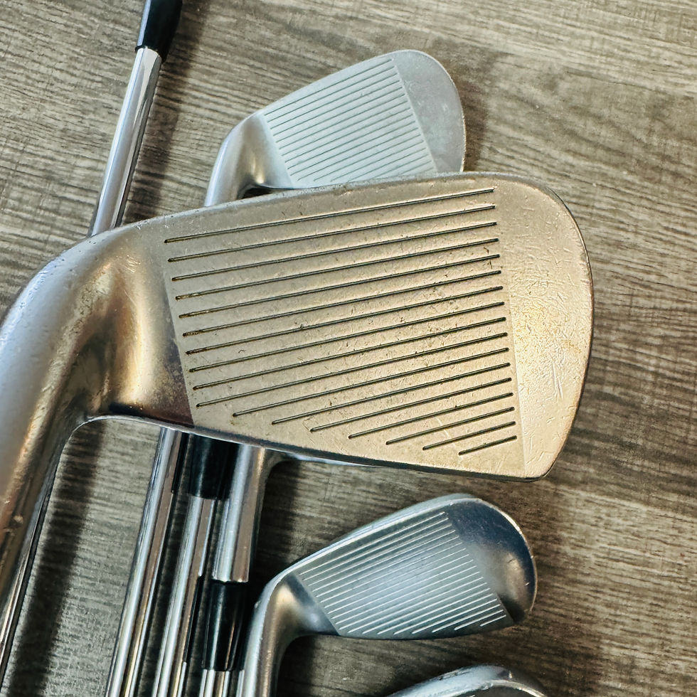 Thumbnail: 107)  Callaway Razr X Forged Iron Set 4-P / Dynamic Gold Steel, Stiff