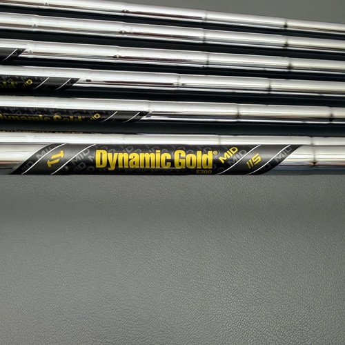 242) -1/2” Srixon ZX5/ZX7 Iron Set 4-PW / Dynamic Gold Mid Steel