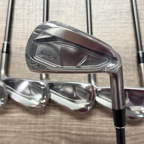 518) New- 2026 Srixon ZXi7 Black Iron Set 4-PW / DG Steel, Stiff