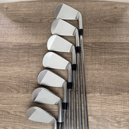 199) LH- 2025 Srixon ZXi7 Iron Set 4-PW / NS Pro Modus3 Steel