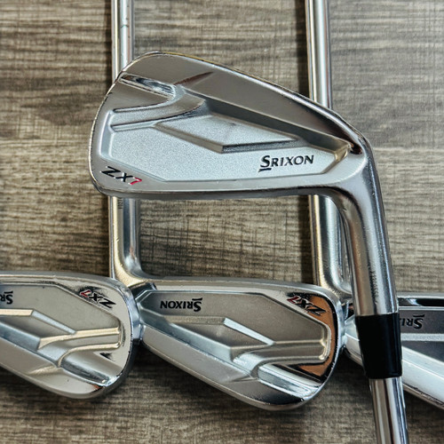 アメリカンビンテージ電鍵 471) Srixon ZX7 Iron Set 4-PW / Dynamic Gold Tour Issue